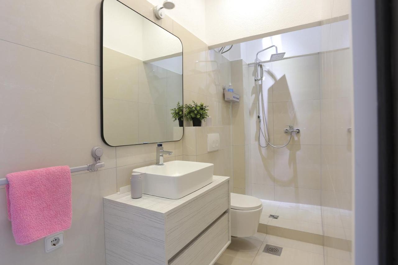 Apartments With A Parking Space Mastrinka, Ciovo - 4324 Trogir Exterior photo